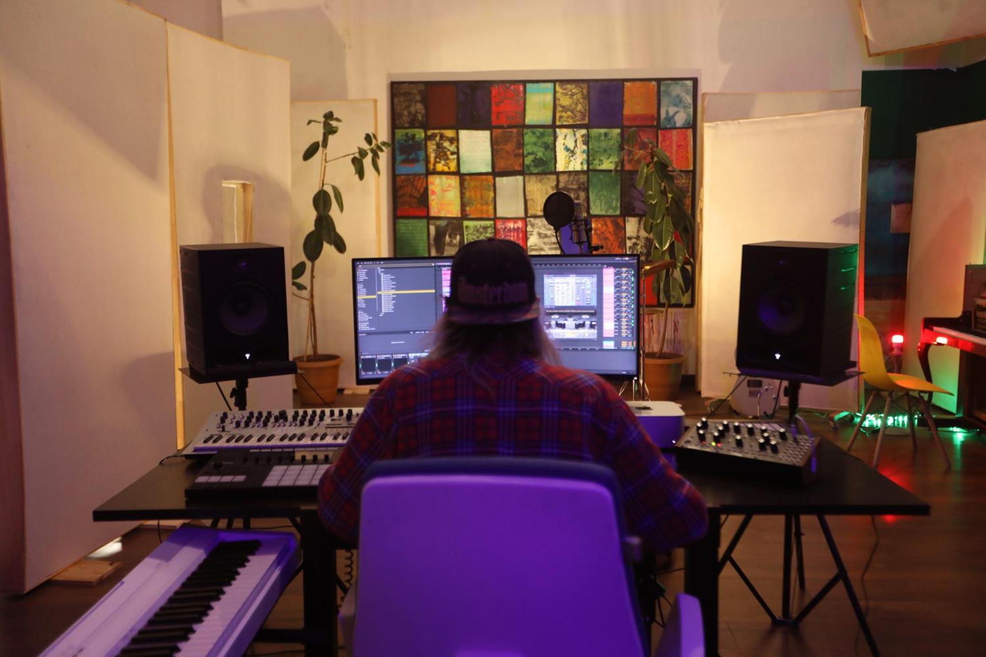 יירבאן Cosy Studio With Beautiful Garden מראה חיצוני תמונה