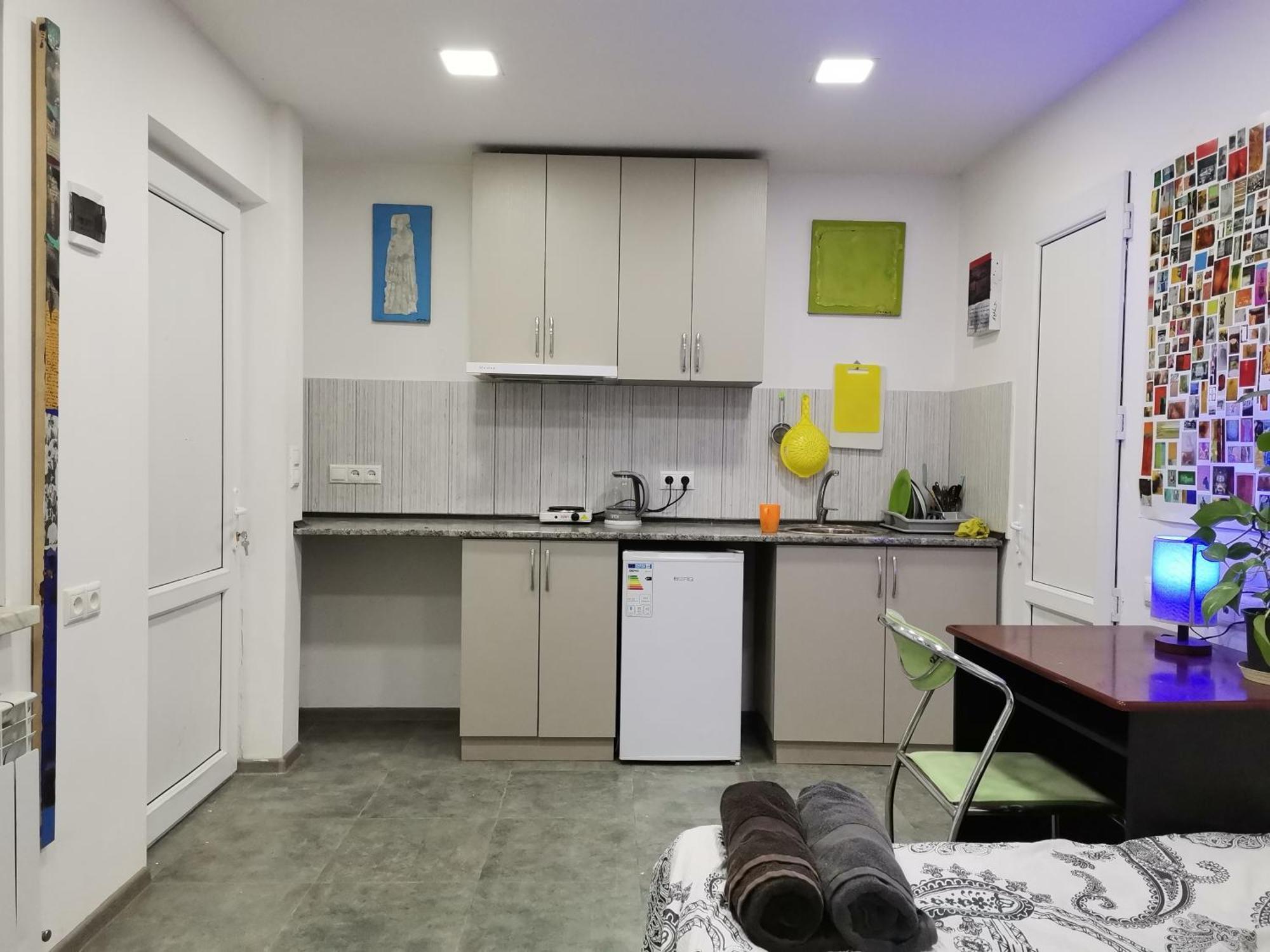 יירבאן Cosy Studio With Beautiful Garden מראה חיצוני תמונה
