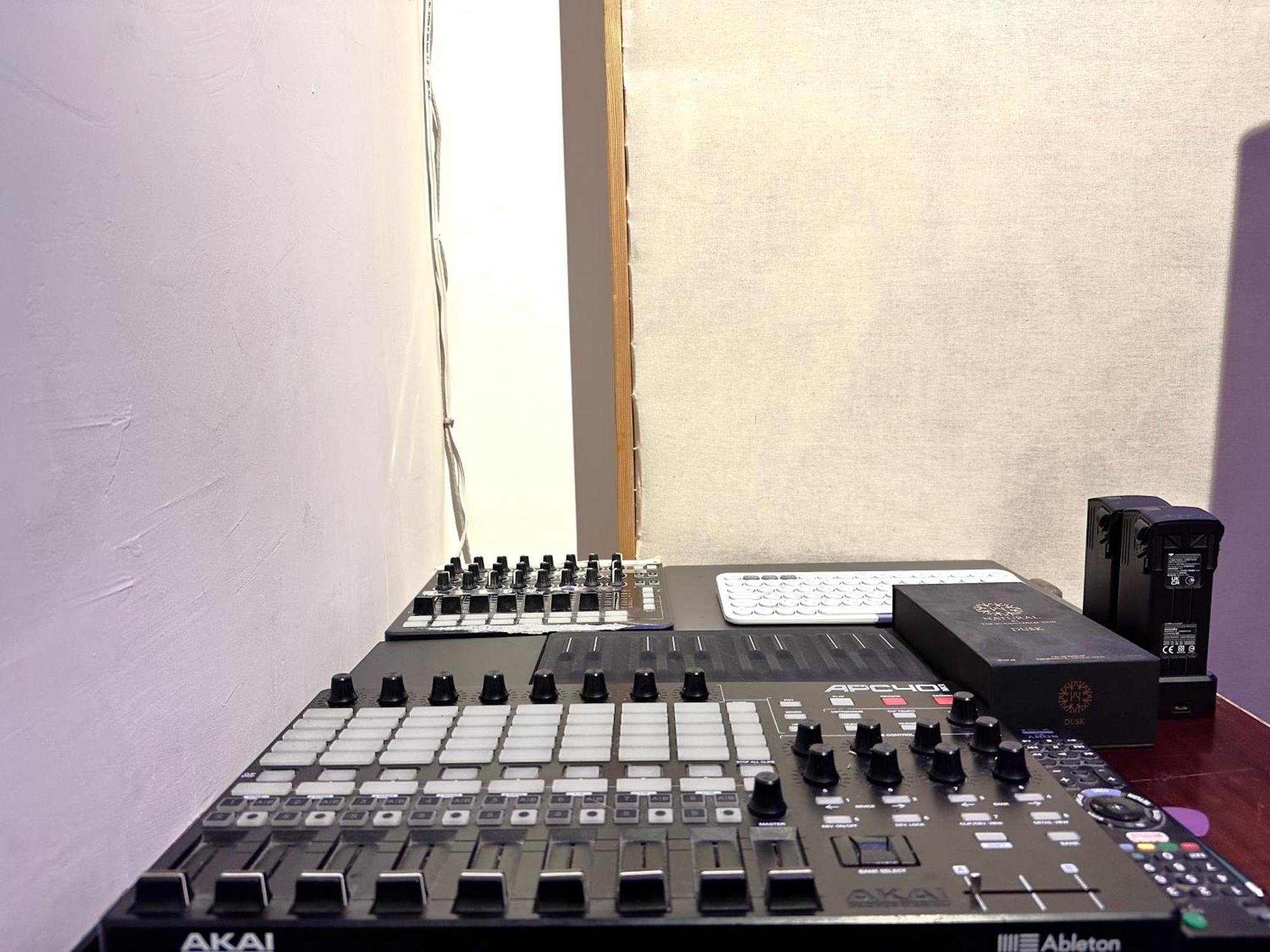 יירבאן Cosy Studio With Beautiful Garden חדר תמונה